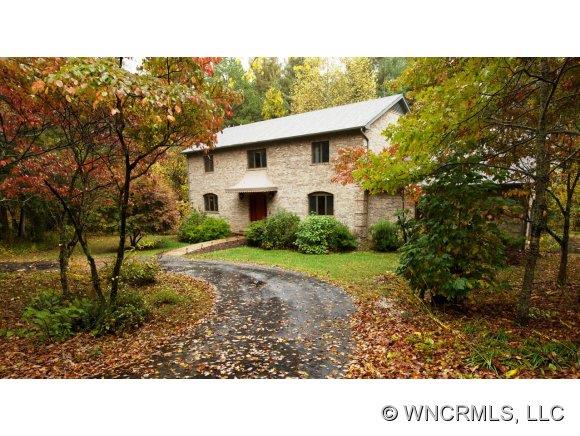 1 Sourwood Lane