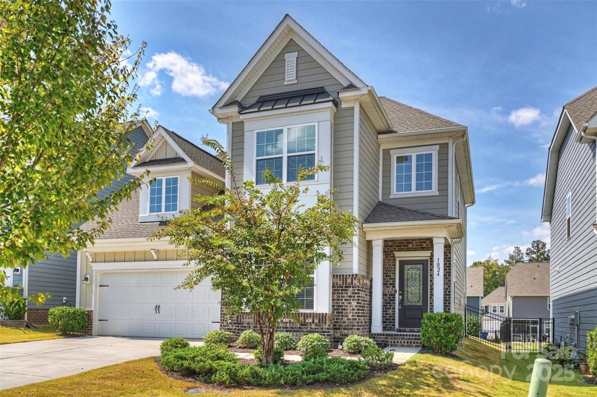 1024 Gabardine Lane