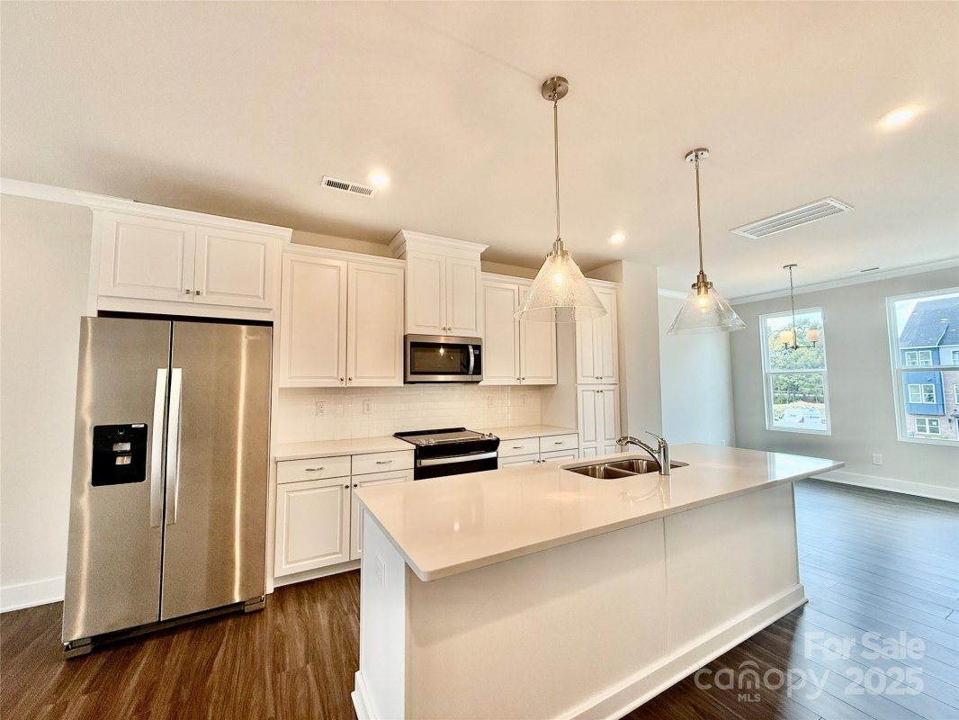 2021 Clarksdale Drive 36