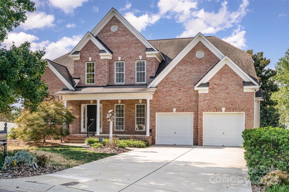 542 Buffinton Court