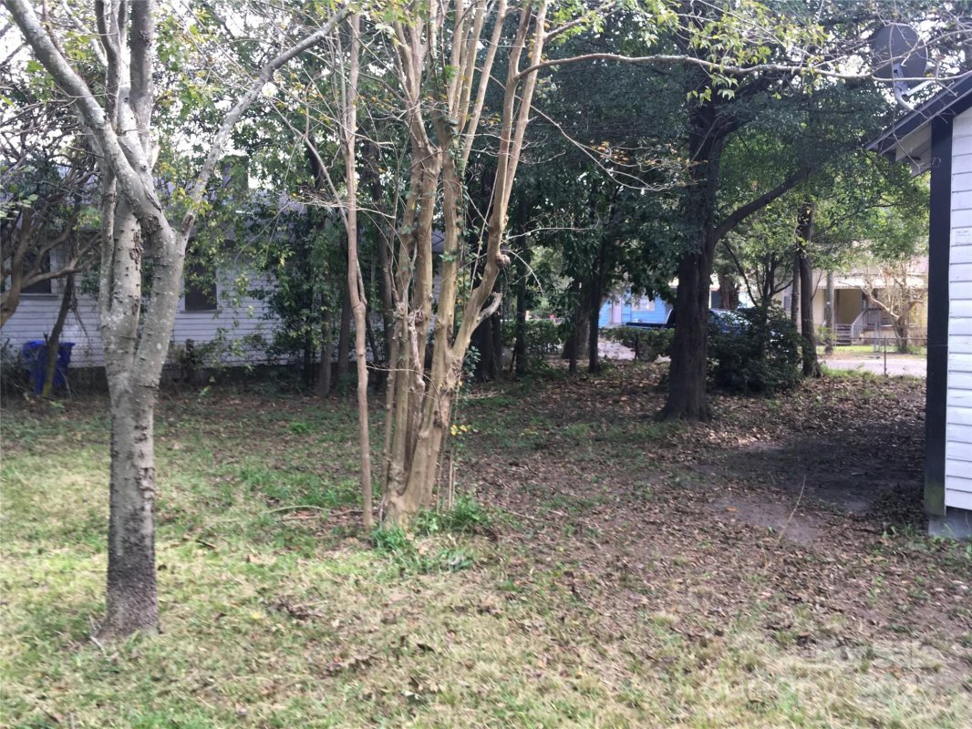 2020 Hackemann Avenue