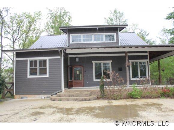 449 Rock Ridge Dr