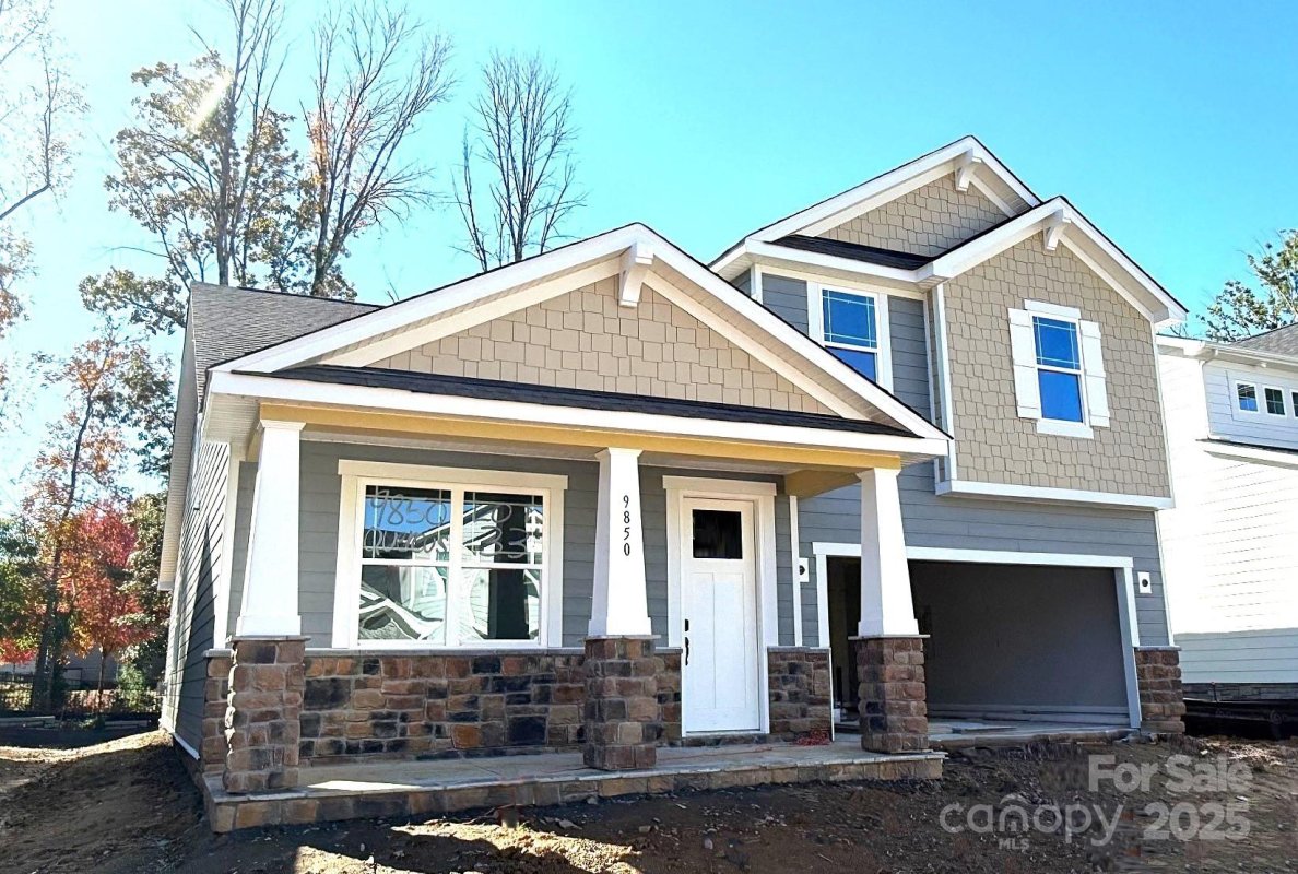 9850 Quercus Lane
