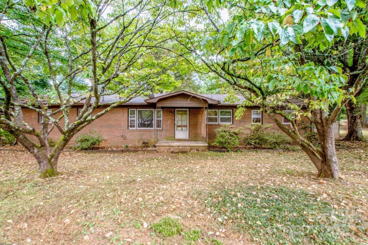 210 S Toria Drive
