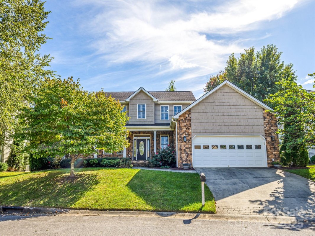 51 Driftstone Circle