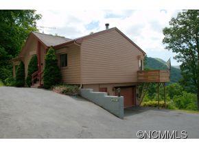1764 Summit Drive