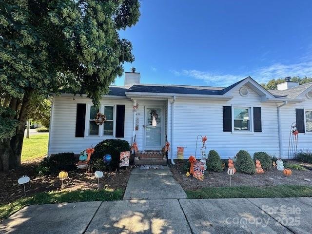 6042 Crape Myrtle Lane