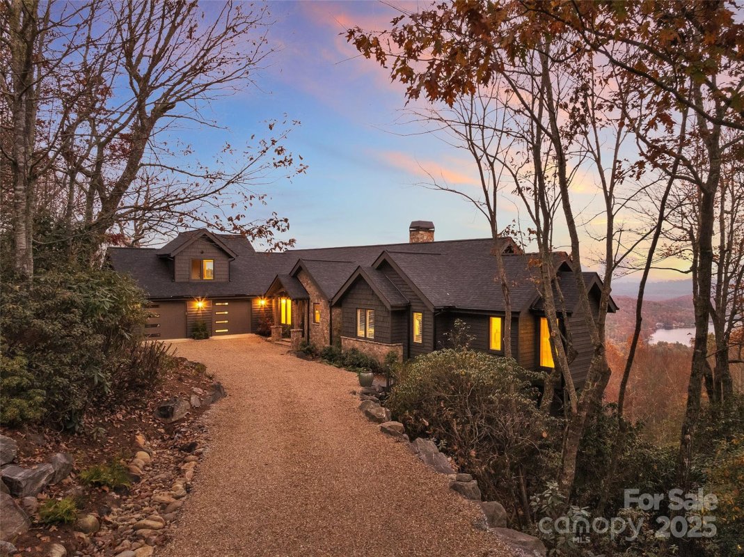 96 Moltz Court