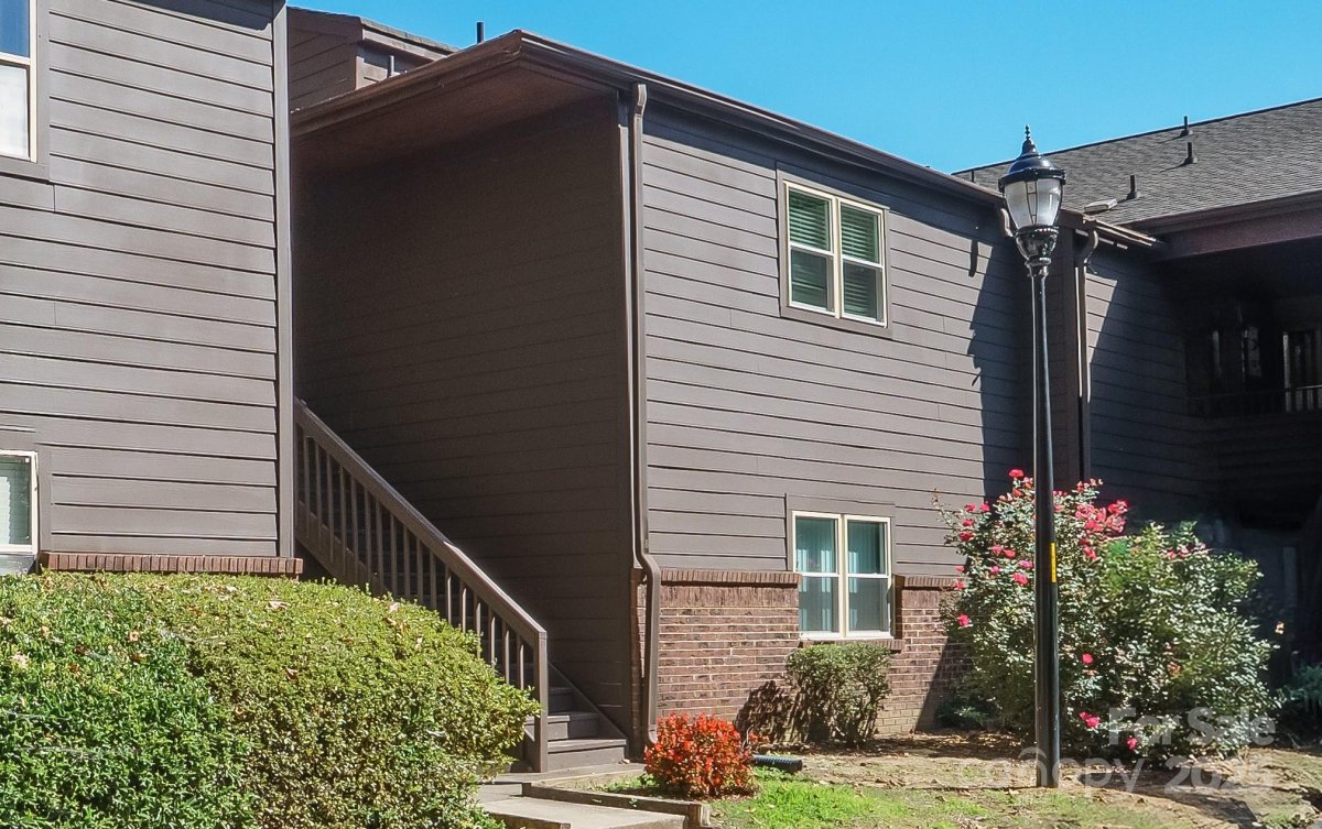 8015 Cedar Glen Drive