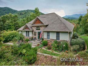 224 Hawks Crest Lane