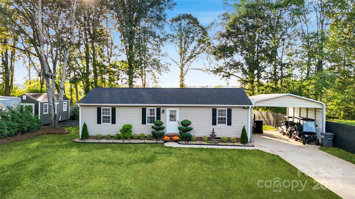 204 Harriet Lane