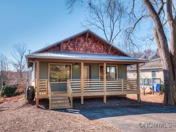 98 Vandalia Ave