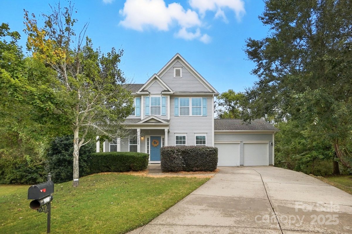 1290 Lange Court