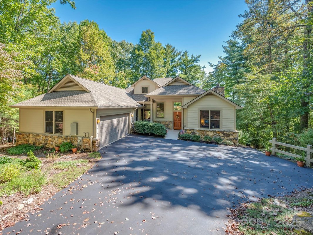 1001 Mcfarlane Way