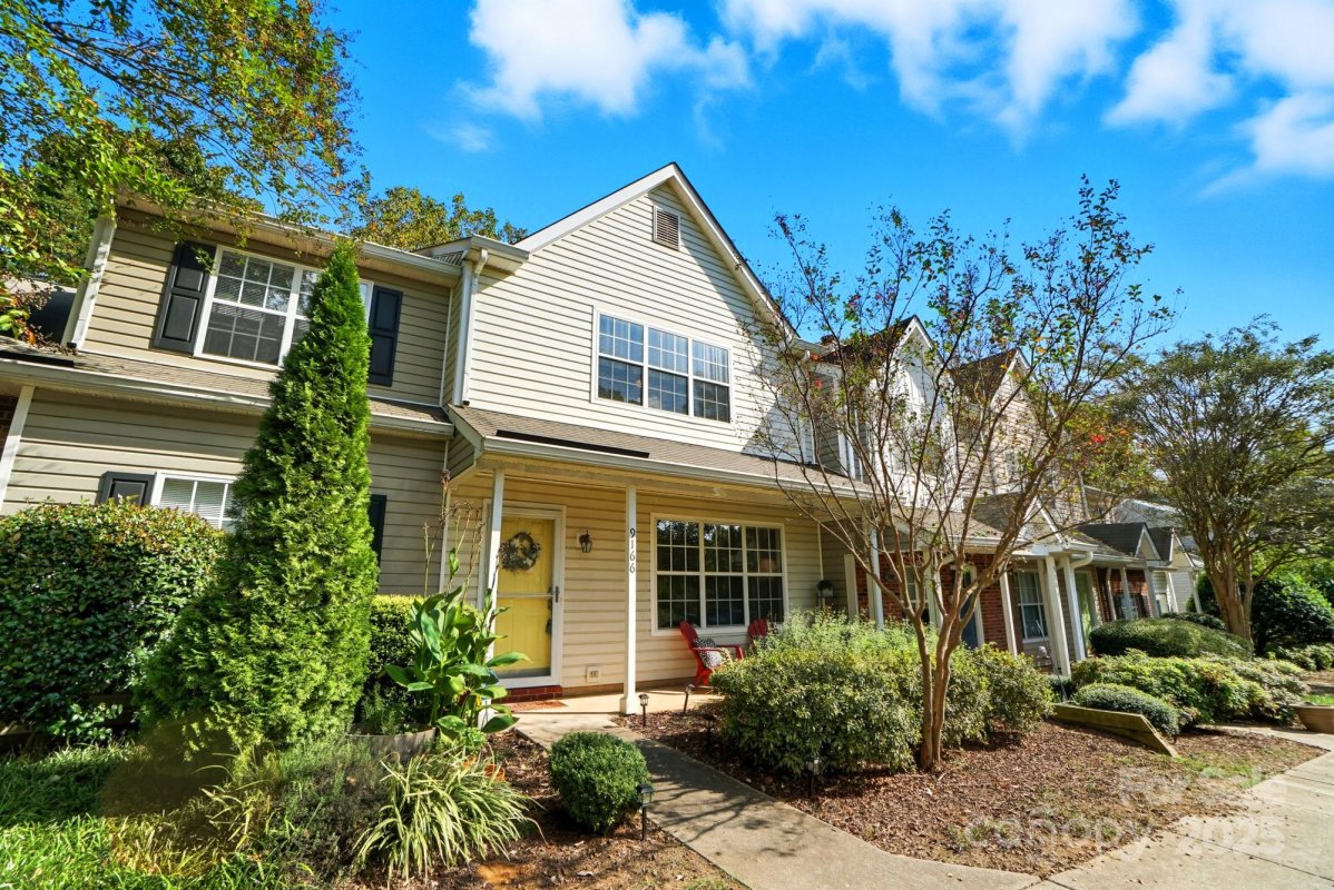 9166 Exbury Court