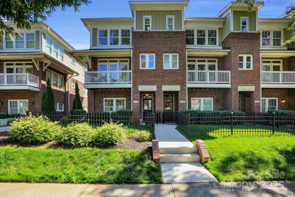 125 Grandin Road