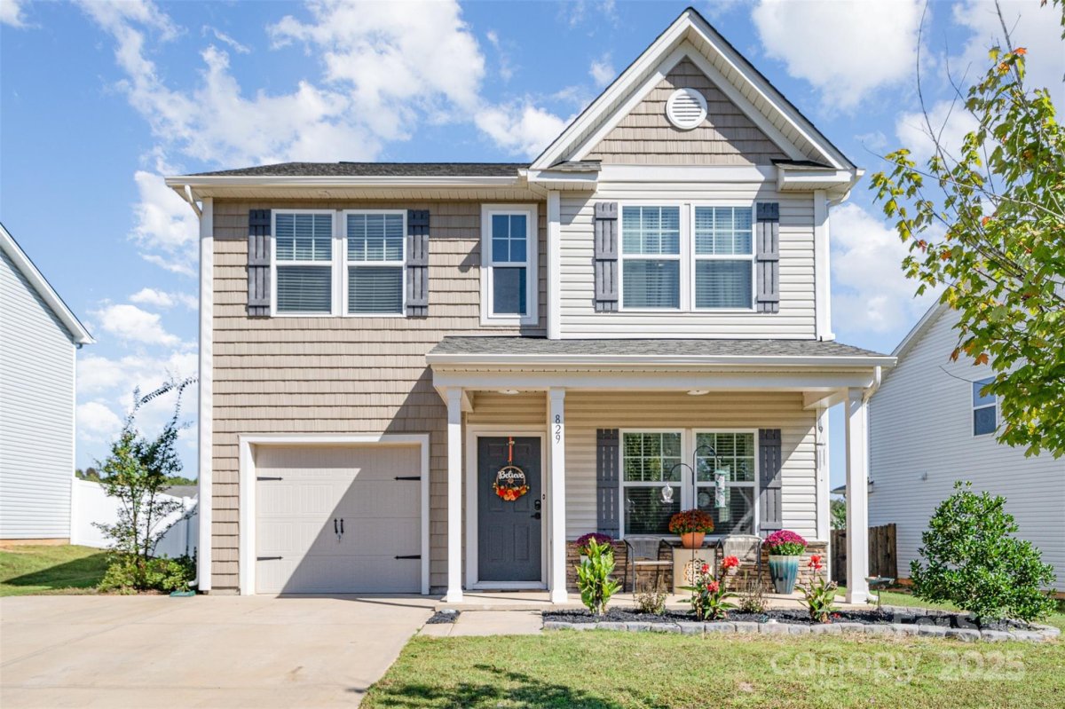 829 Georgia Oak Lane