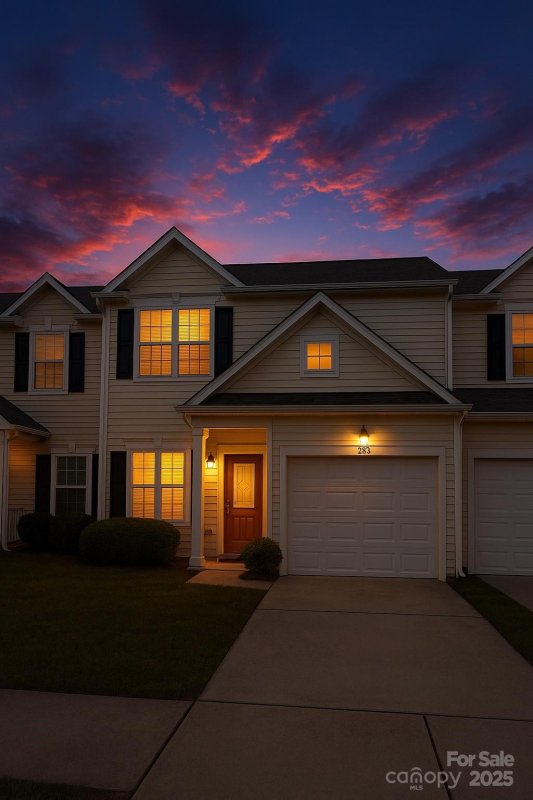 558 Calen Lane
