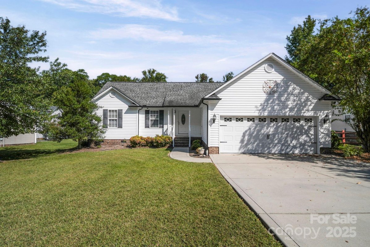 2010 Samantha Drive