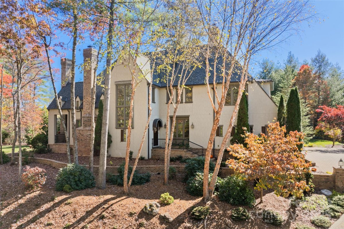 111 Brookline Drive