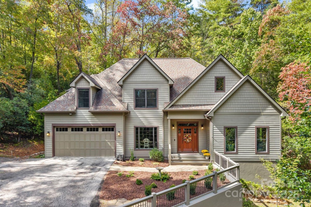 605 Salola Lane