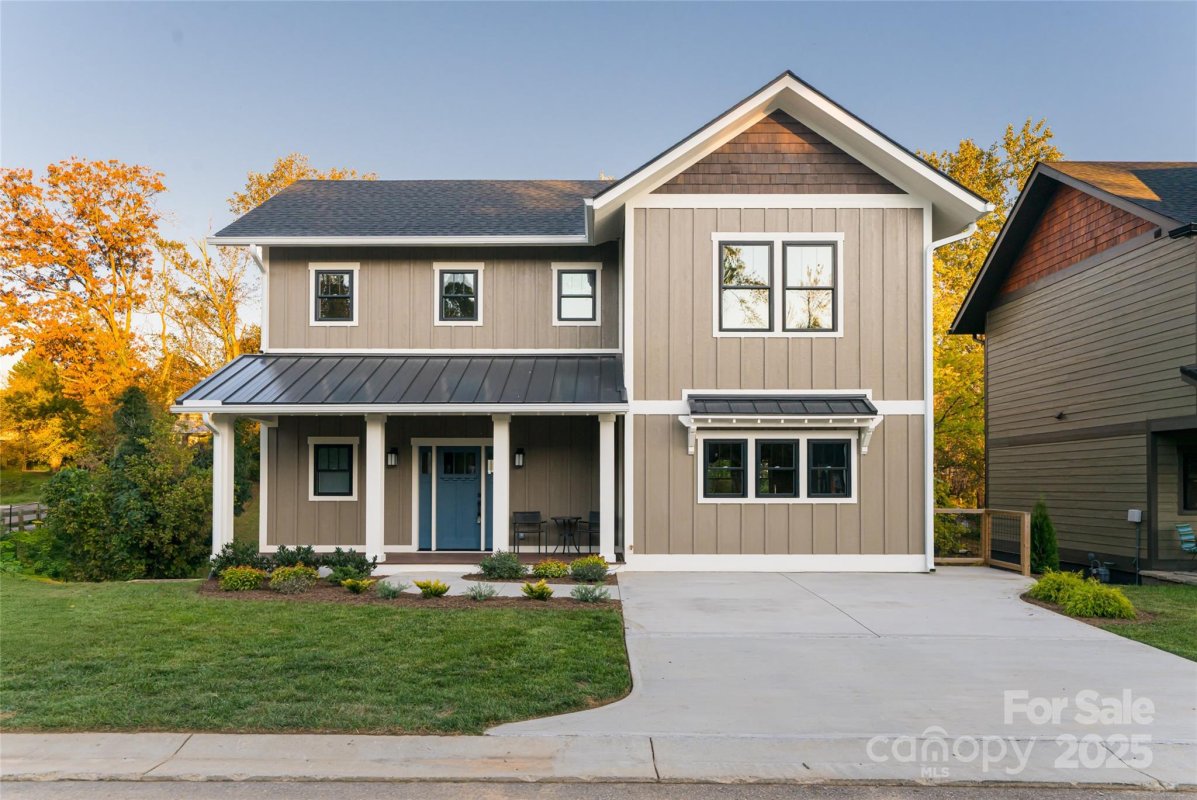 30 Acona Lane