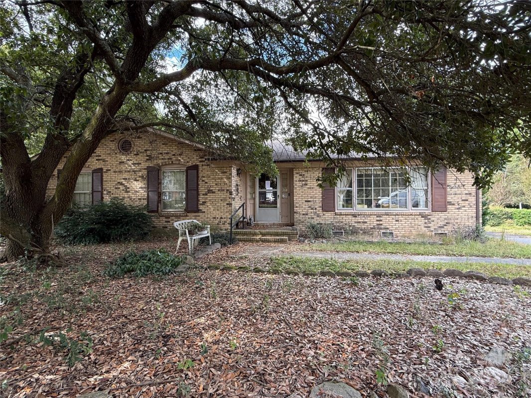 6906 Old Forge Drive