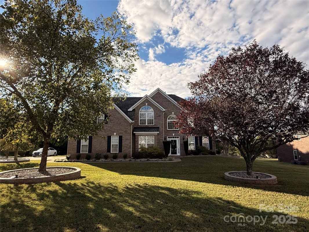 105 Summer Breeze Court