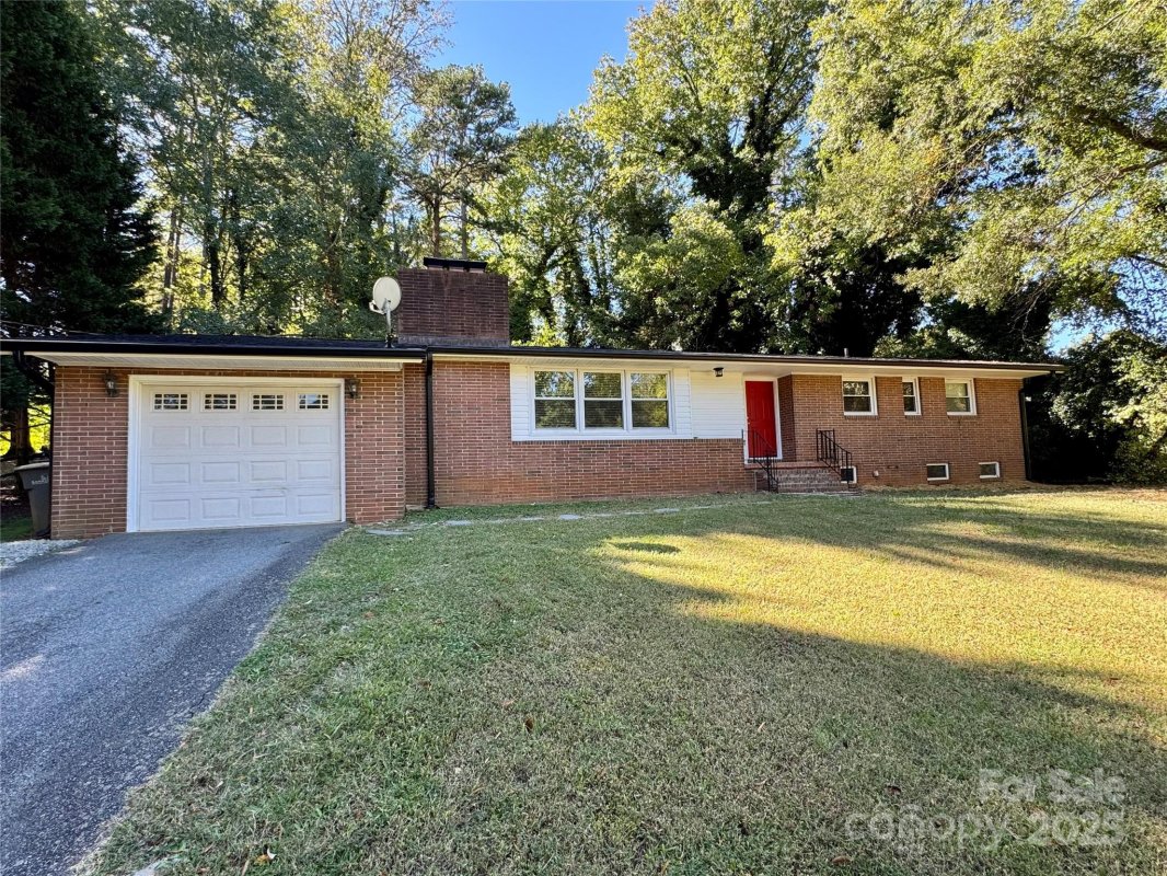 302 Suburban Avenue