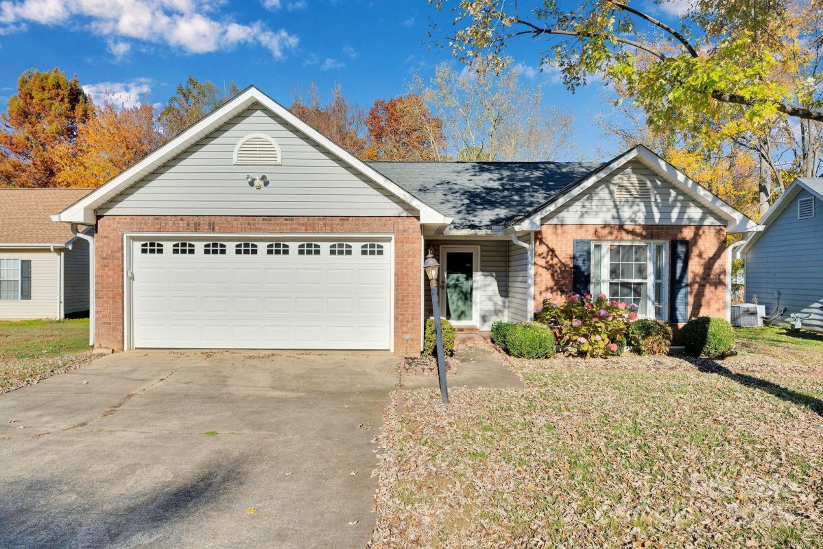 4810 Von Court