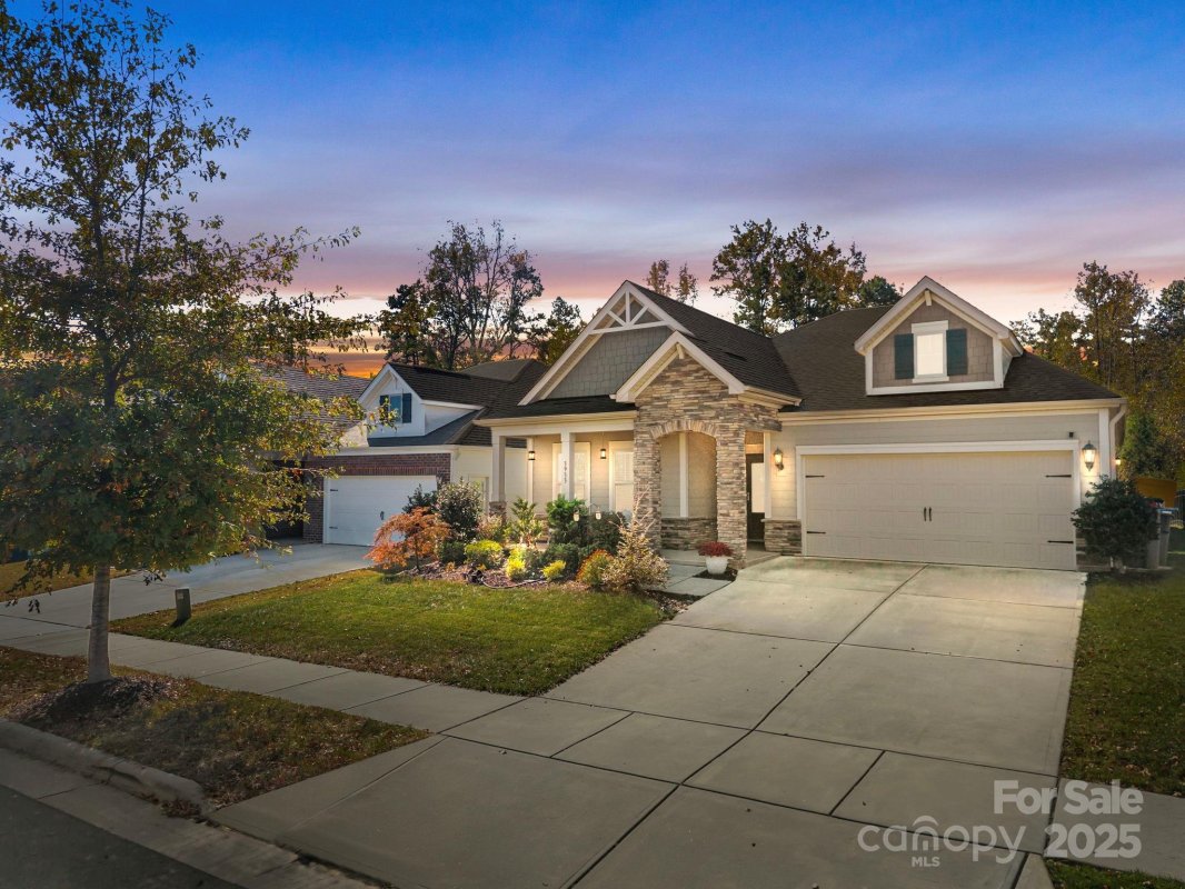 3933 Longmore Lane
