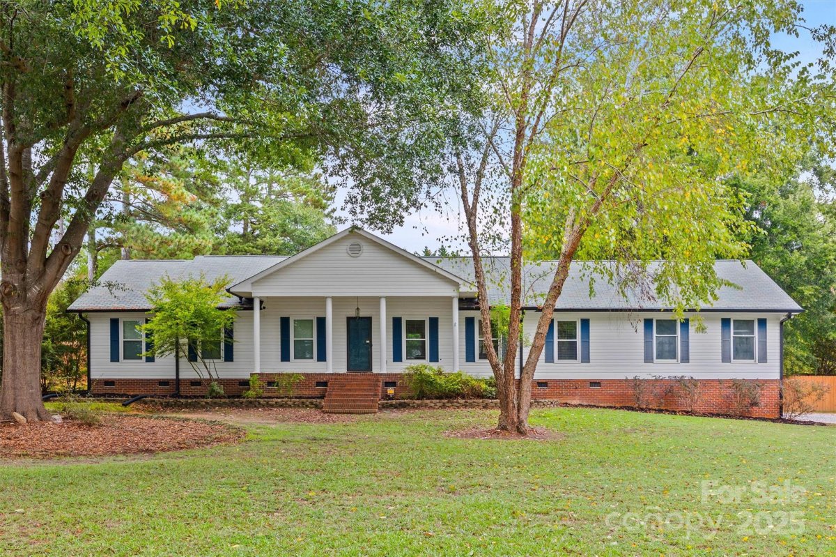 2966 Hilton Road