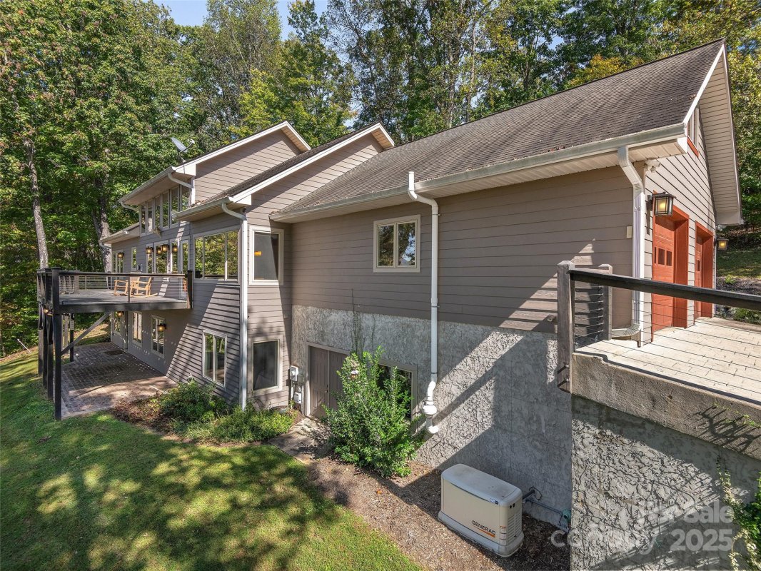 225 Eastmoor Drive