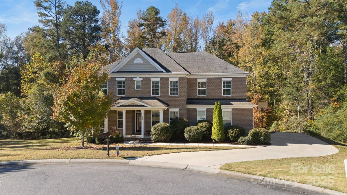 525 Longhorn Drive
