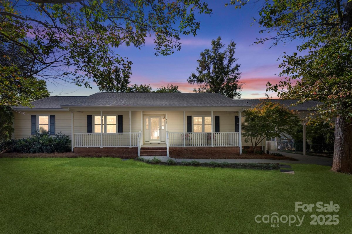 411 Shannon Ridge