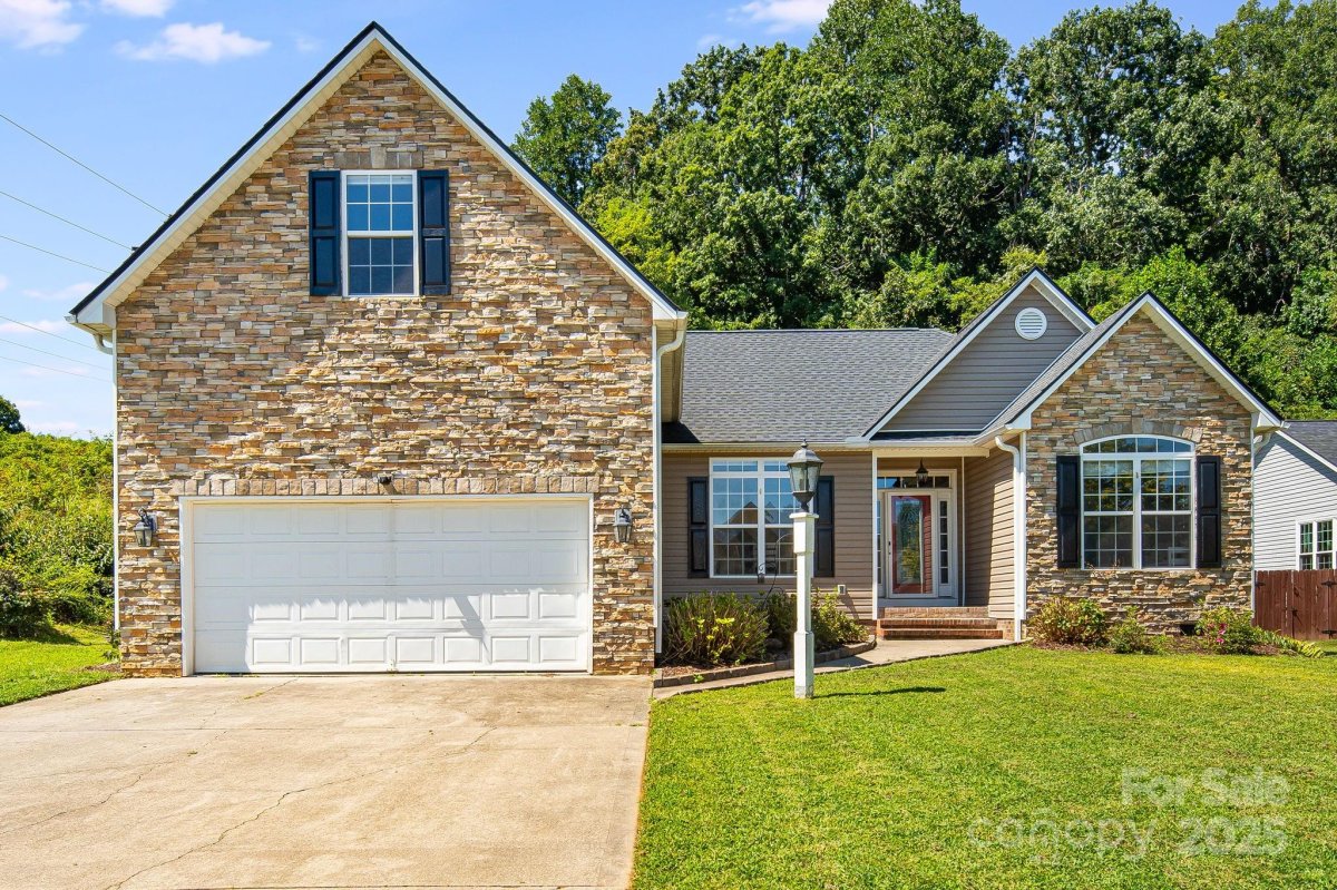 7 Groton Way