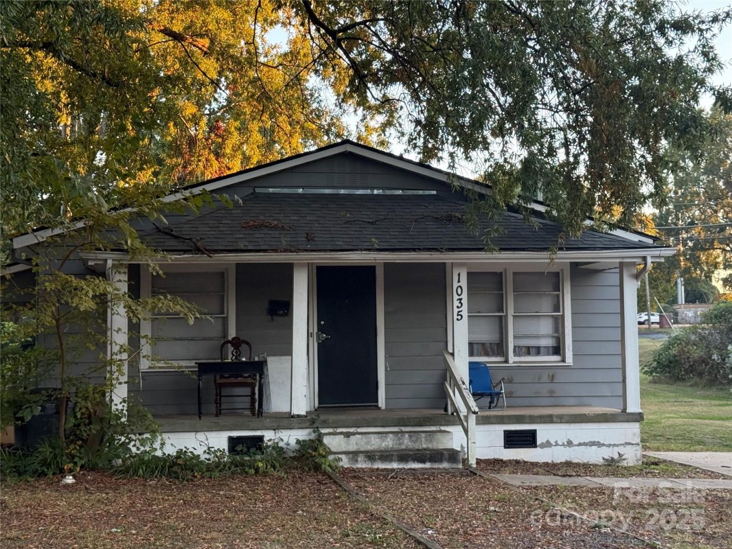 1035 Rodey Avenue
