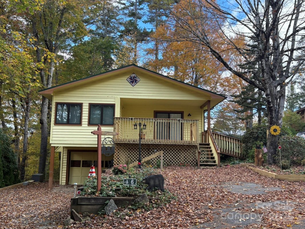 6 Ridgewood Lane