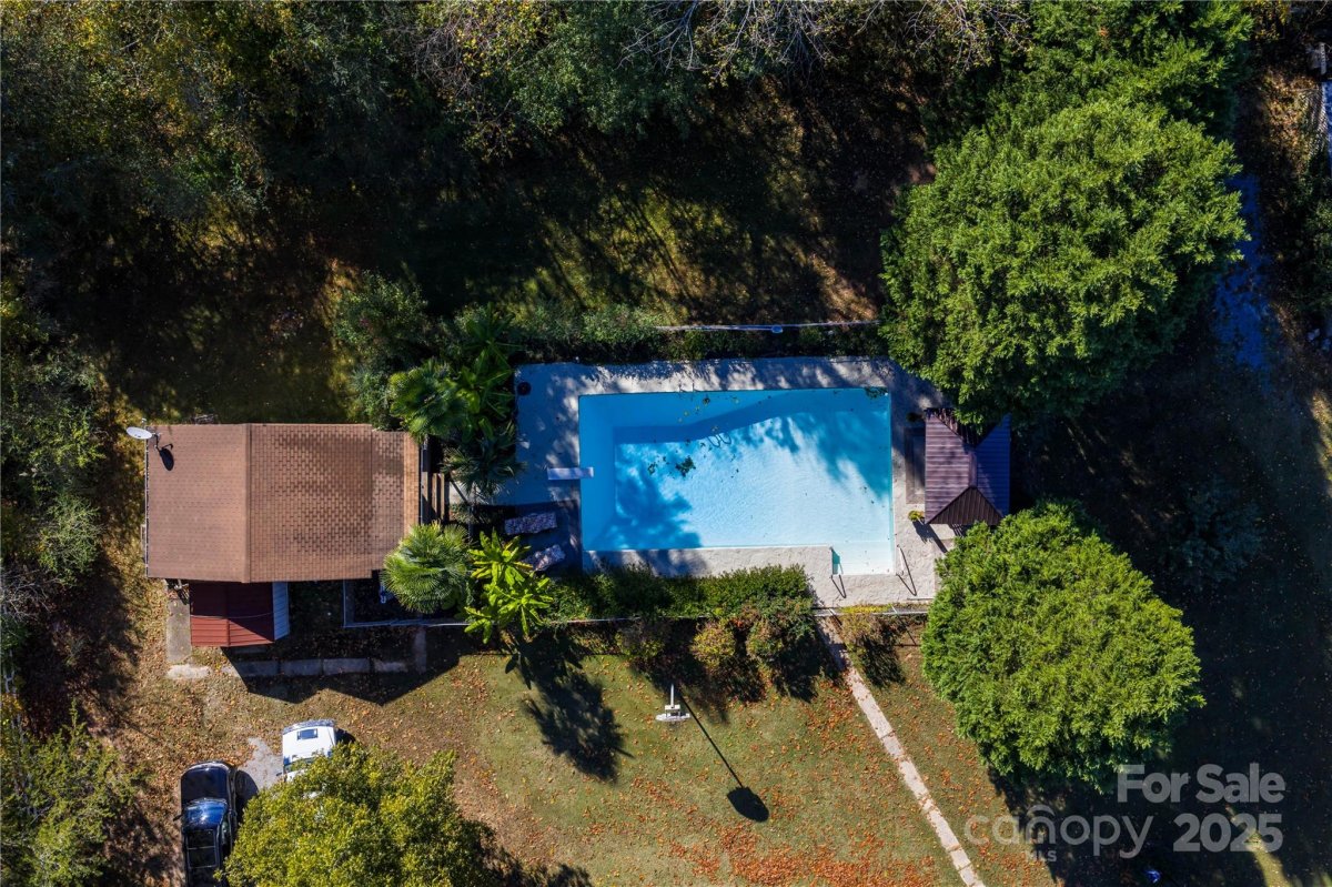 1264 Lilly Drive
