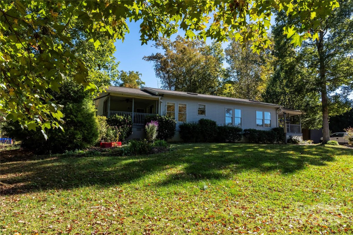 1270 Lilly Drive