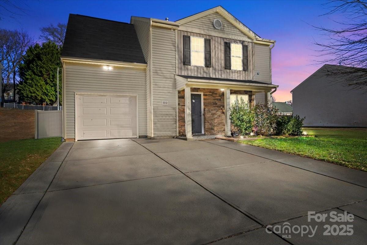5310 Artesa Court