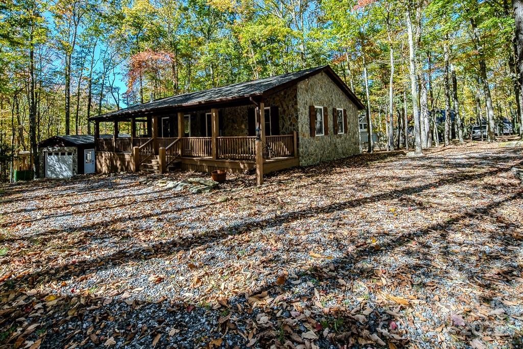 719 Pine Ridge Road