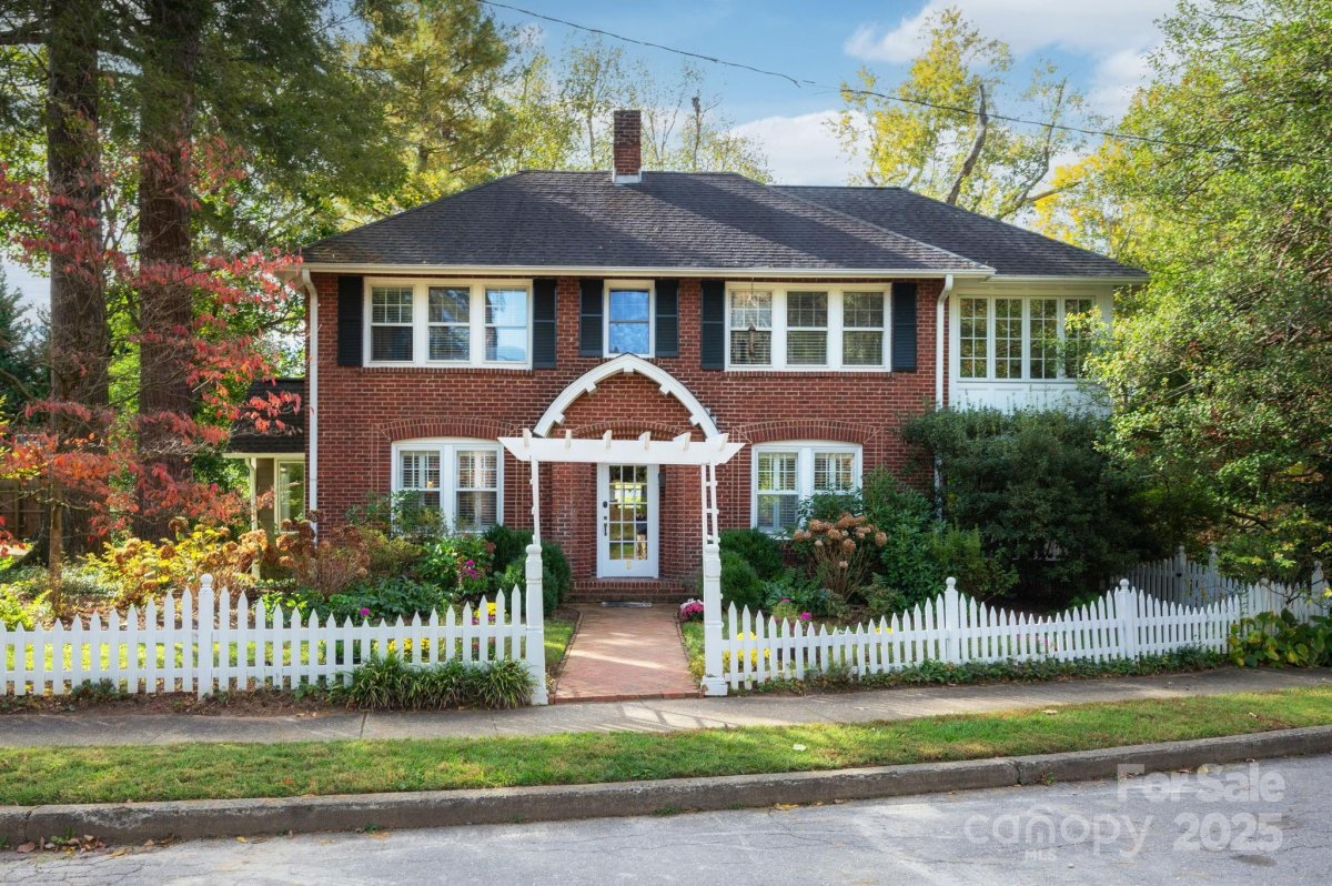 5 Celia Place
