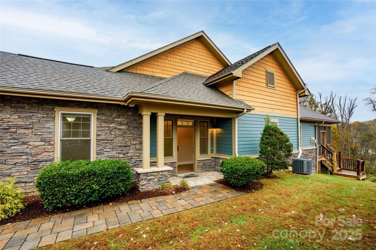 22 Craftsman View Drive