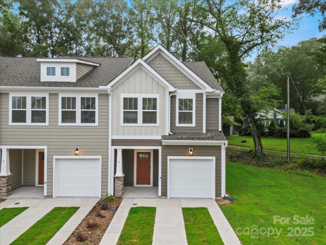 7 Moon Haven Way