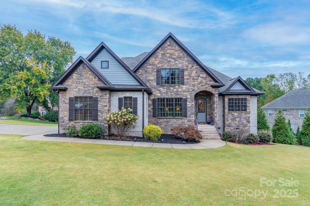 703 Waterford Glen Way