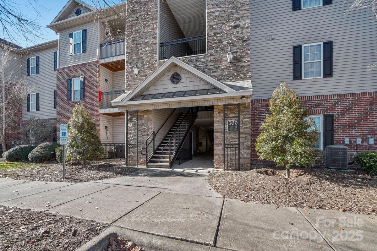 316 Appeldoorn Circle