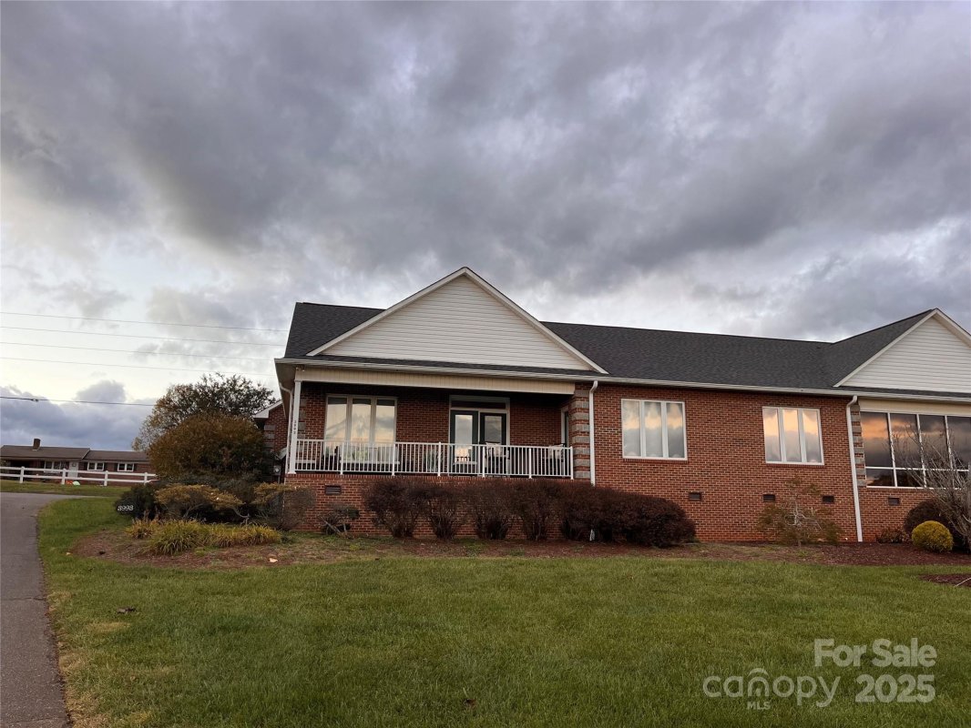 3993 Palmer Circle