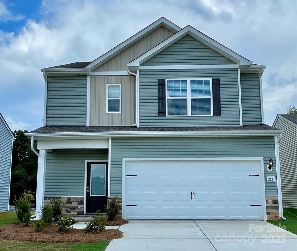 1512 Doran Terrace