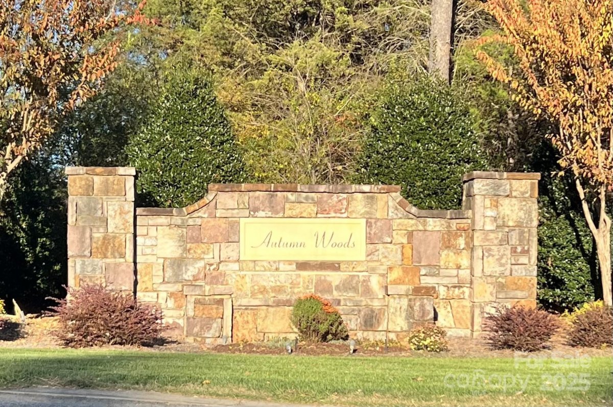 1038 Misty Creek Drive